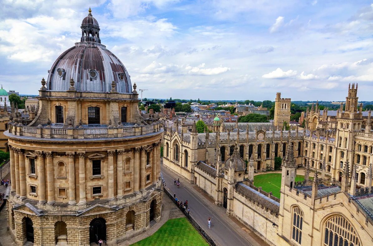 Oxford University Short Online Courses in Humanities & Business